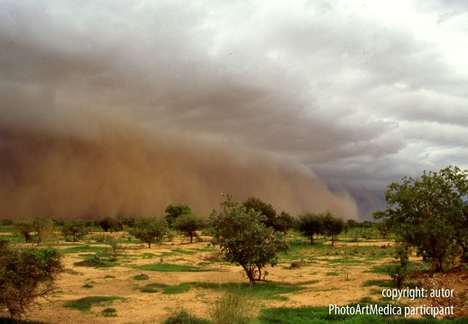 Sandstorm in Mali - Burza piaskowa w Mali