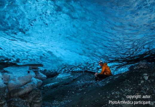 In the ice cave - W lodowej jaskini