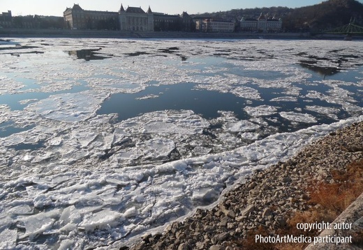 Danube in ice - Dunaj w lodzie