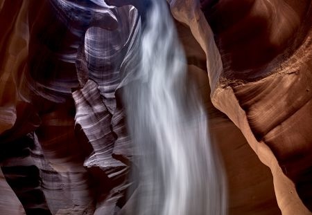Antelope Canyon Ghost - Duch Kanionu Antylopy