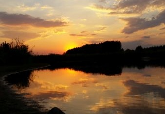 Zachód nad jeziorem - Sunset on the lake