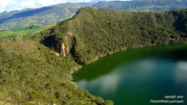 L09TW Mariola Doprecka - Jezioro Guatavita w Kolumbii 2668 m.n.p.m.JPG