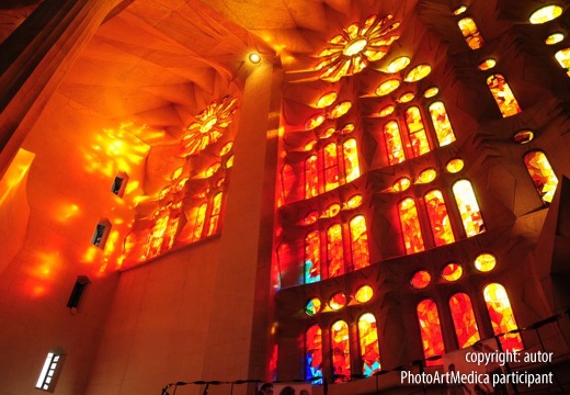 Płonąca katedra - Burning cathedral